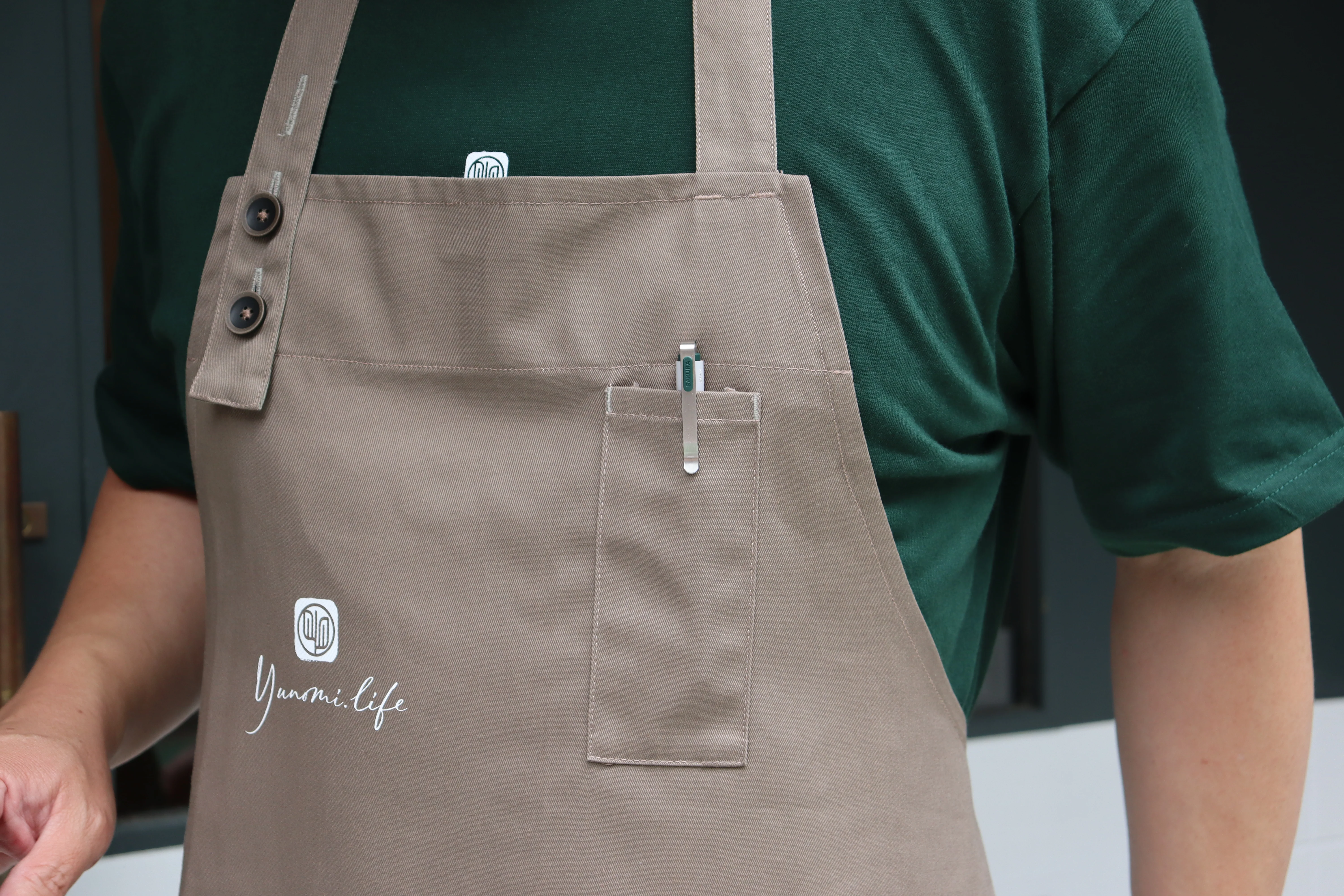 Yunomi.life Cafe Apron - Image 3